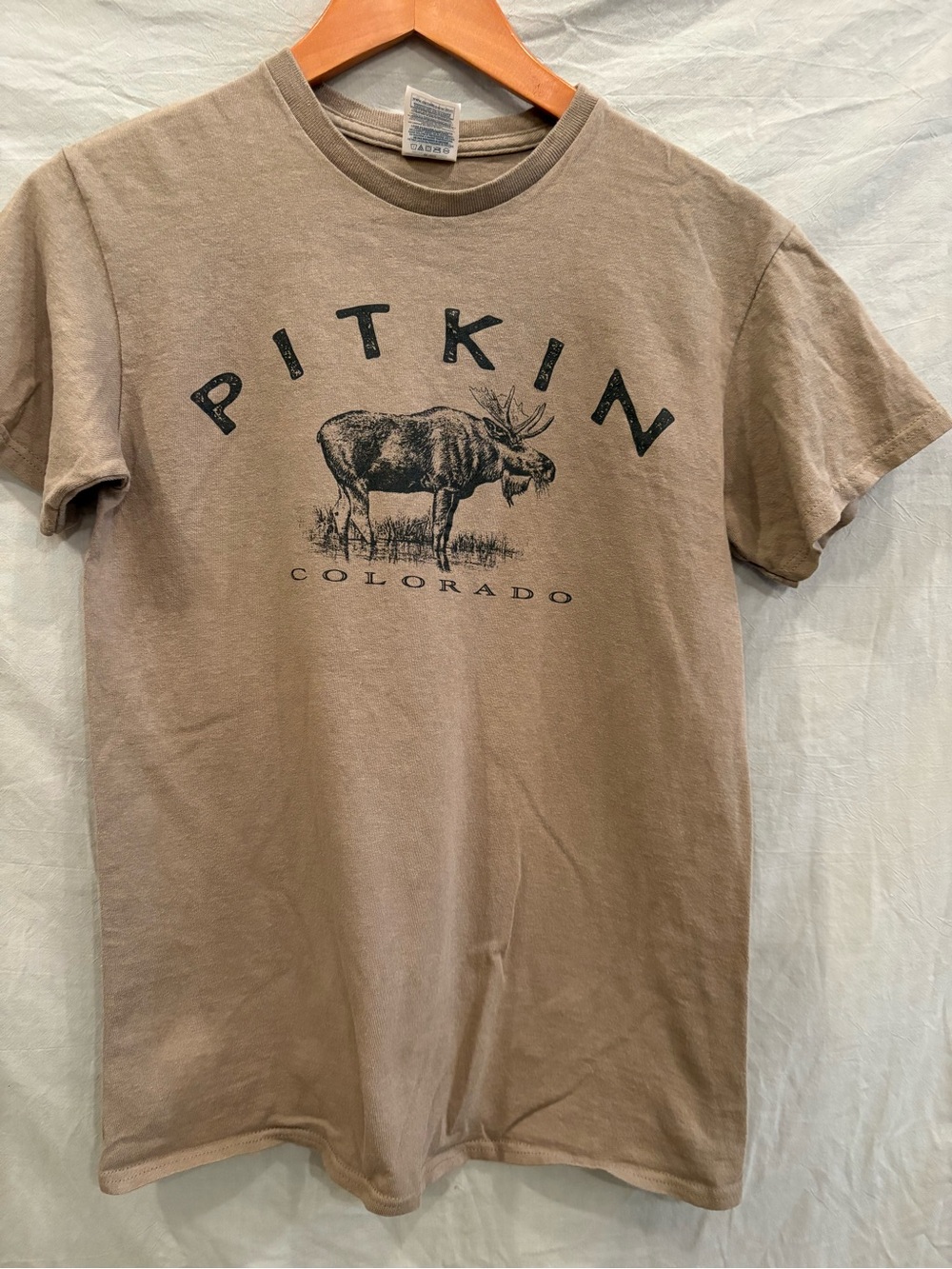 Colorado Moose Graphic Tee in Tan